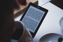 進化するKindleデバイス 電子書籍はAmazon一択が続くか？